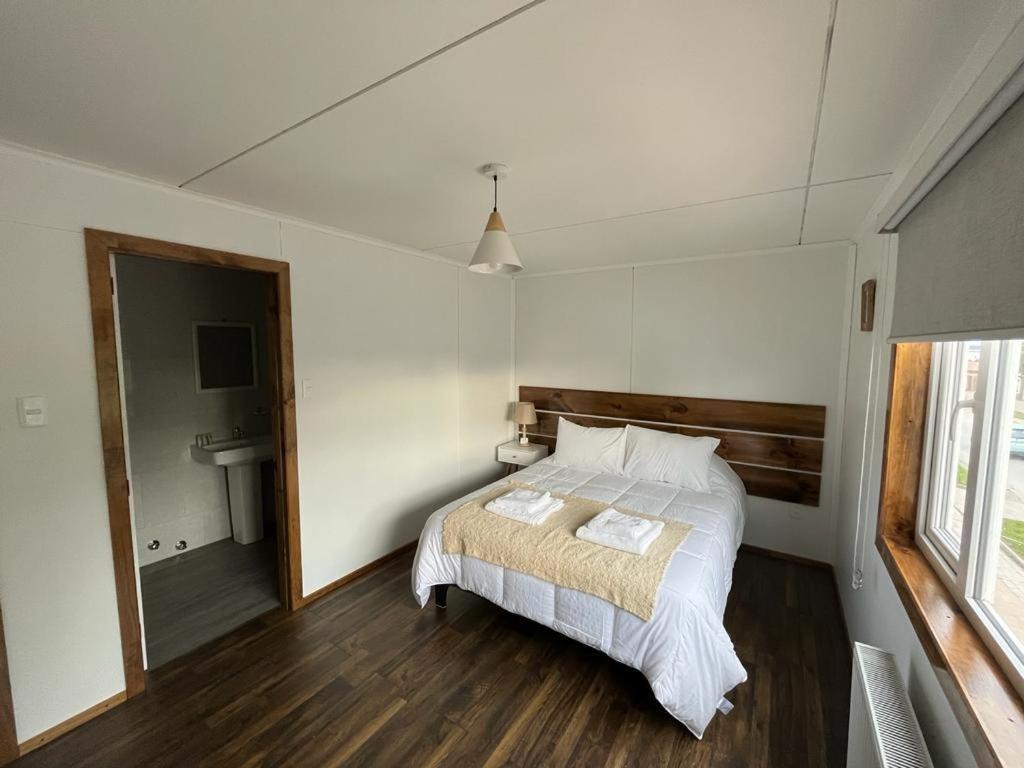 Terra Hostal Пуерто-Наталес Екстер'єр фото